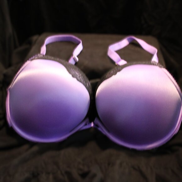 Victoria Secrets Push Up Bra 38D - Picture 1 of 1